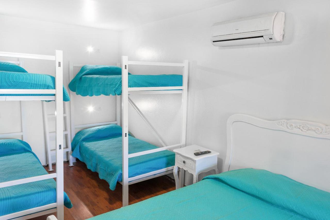 Hostal Casa Aborigen Сантьяго Екстер'єр фото
